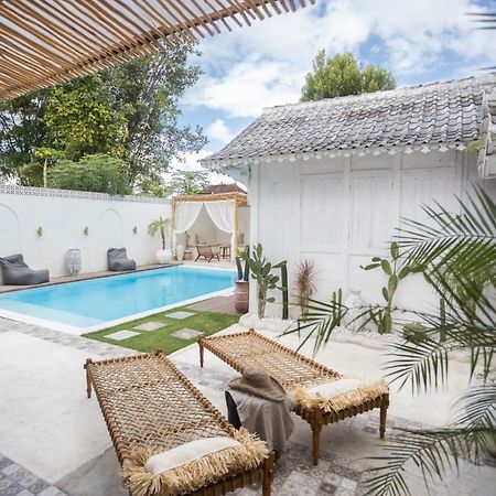 Gypsy Moon Bali Hostel Canggu Exterior foto