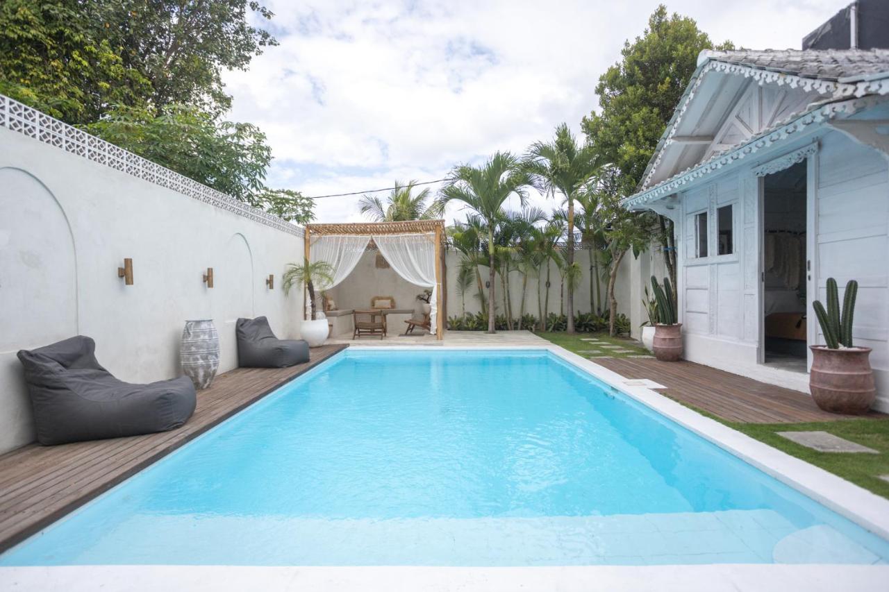 Gypsy Moon Bali Hostel Canggu Exterior foto