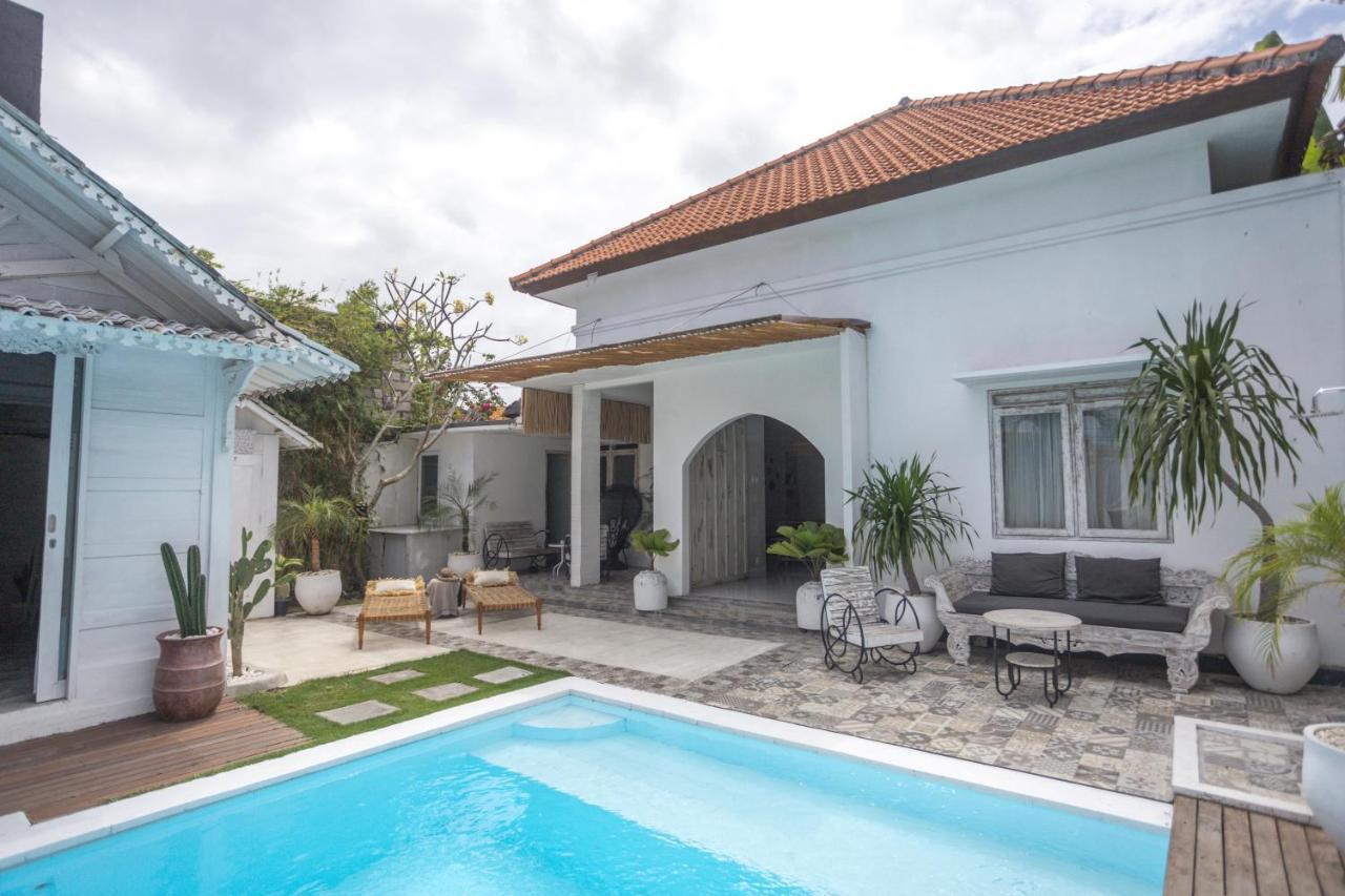 Gypsy Moon Bali Hostel Canggu Exterior foto